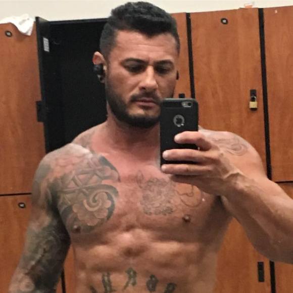 Meet your Posher, Joshua - Picture 1 of 1